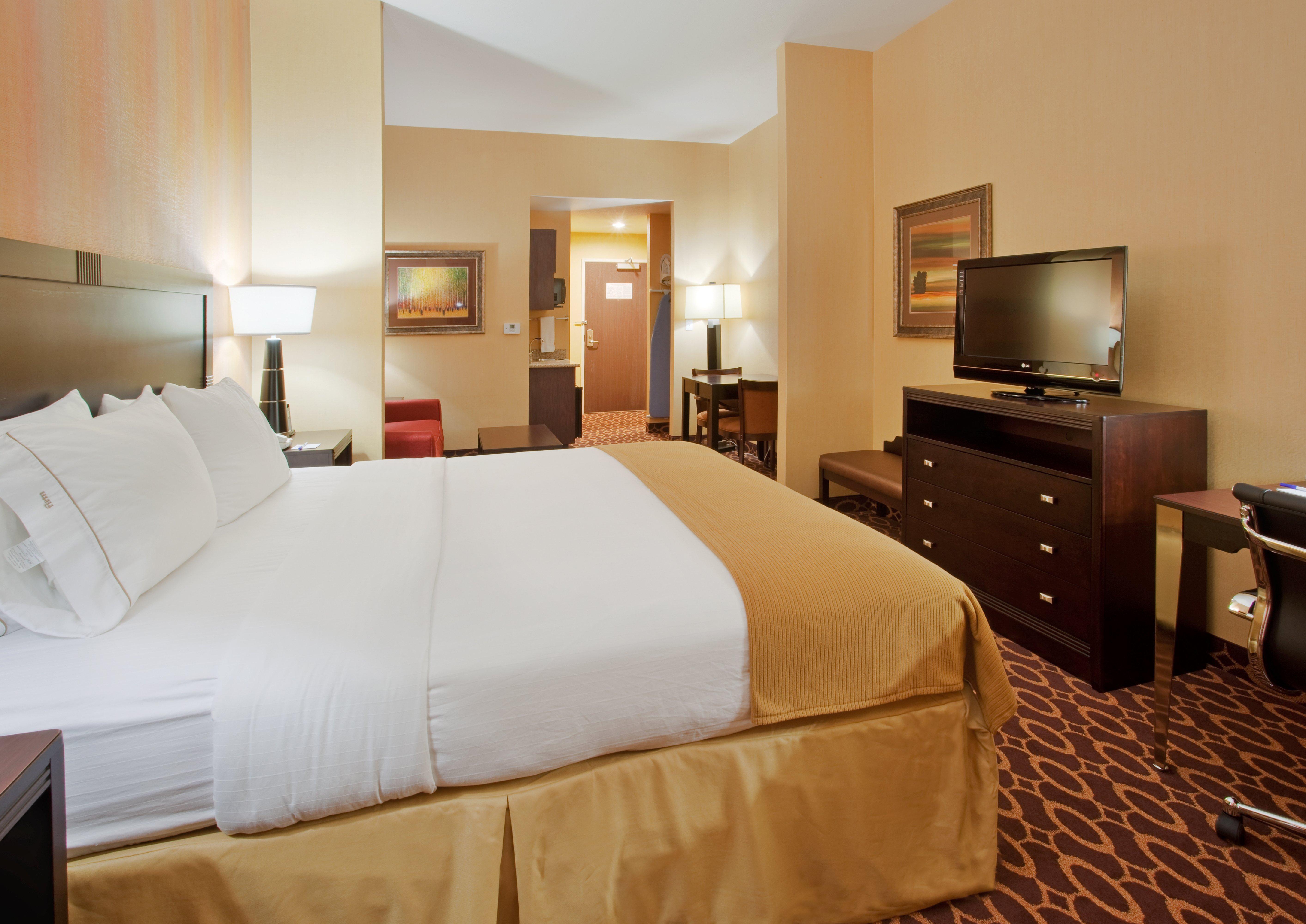 Holiday Inn Express & Suites Sacramento Ne Cal Expo By Ihg Exterior photo