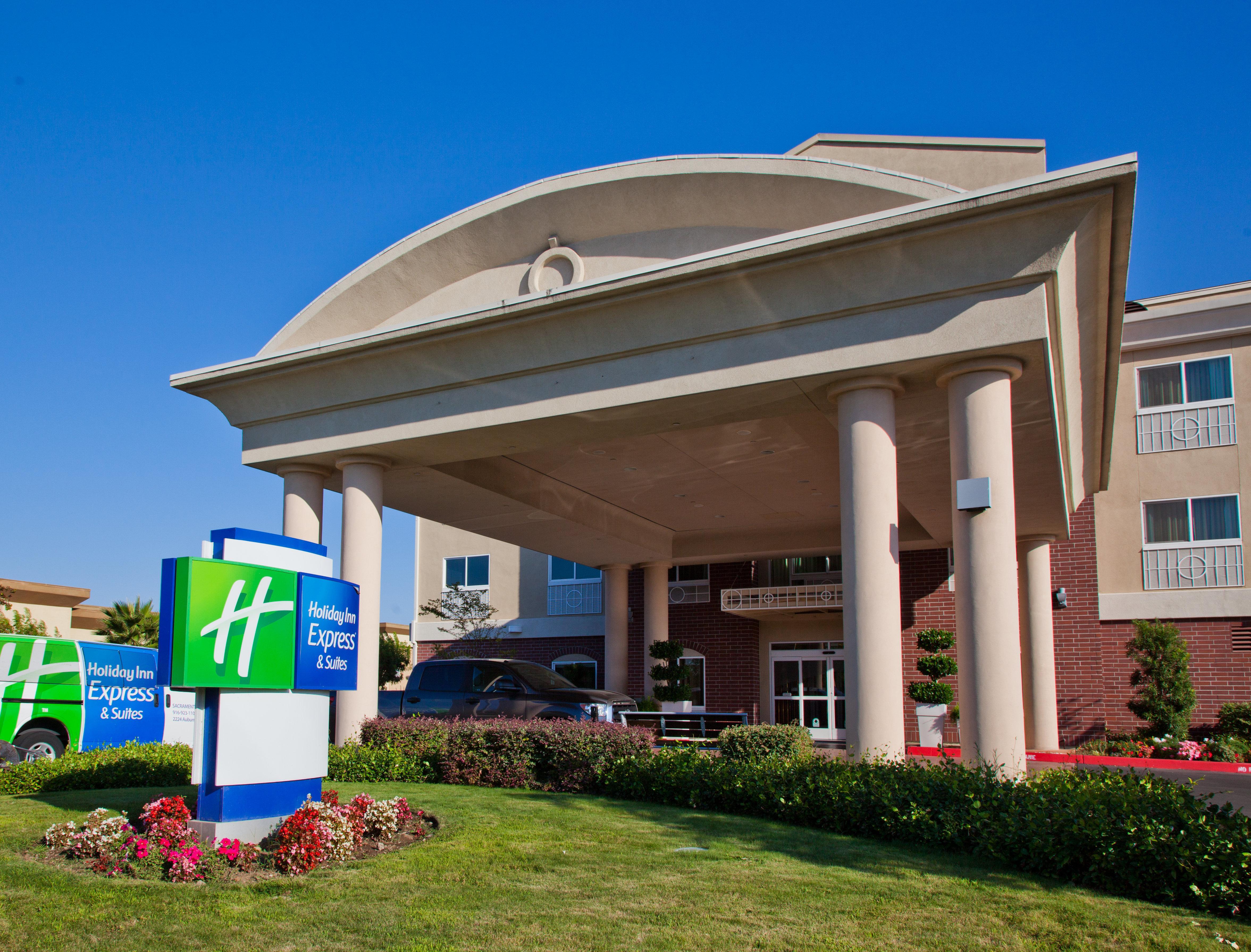 Holiday Inn Express & Suites Sacramento Ne Cal Expo By Ihg Exterior photo