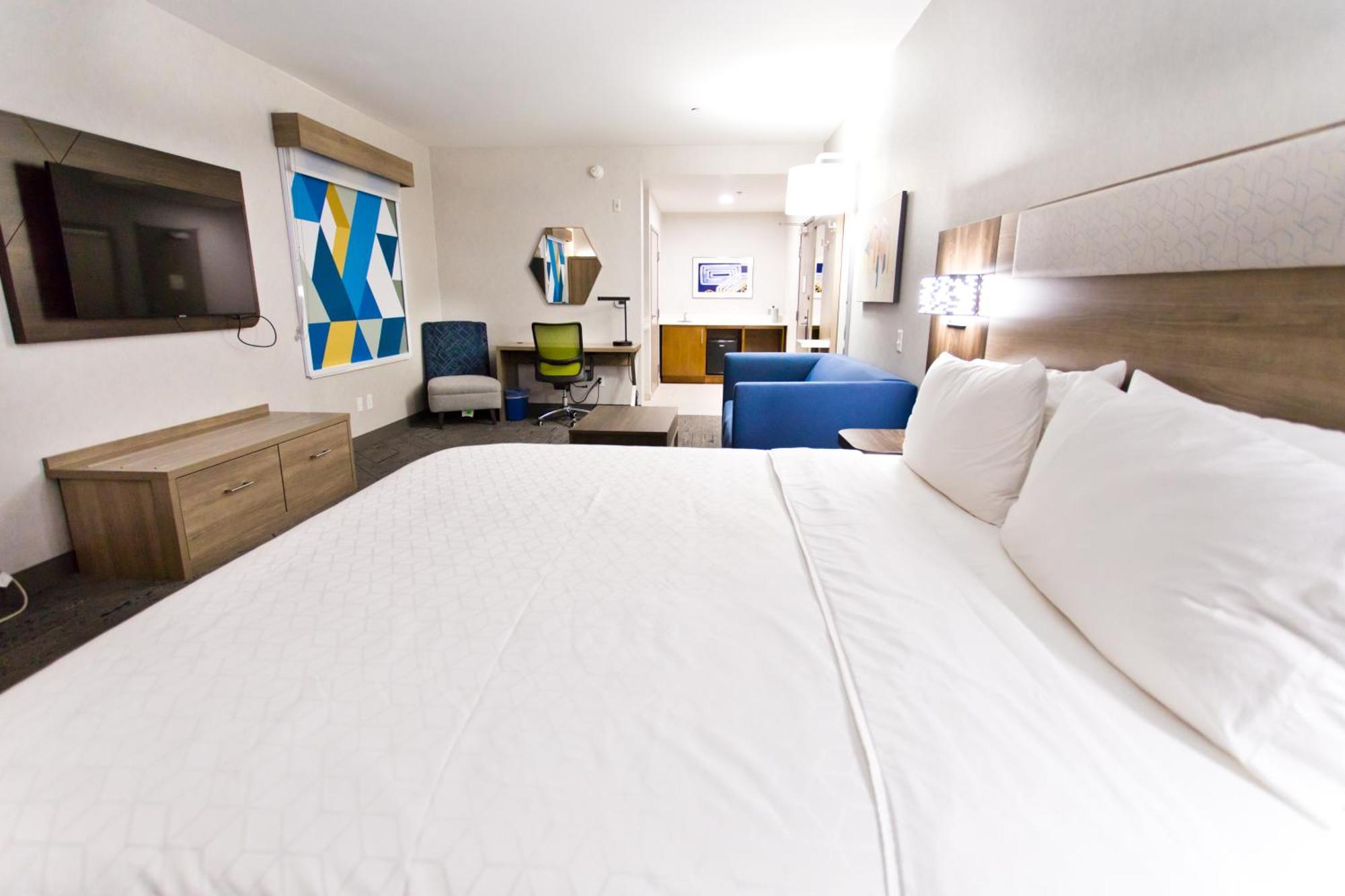 Holiday Inn Express & Suites Sacramento Ne Cal Expo By Ihg Exterior photo